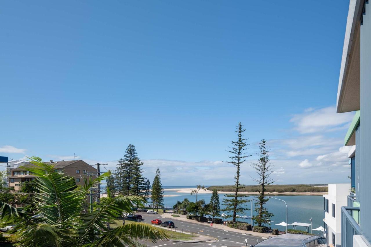 Aparthotel Breakfree Grand Pacific à Caloundra Extérieur photo