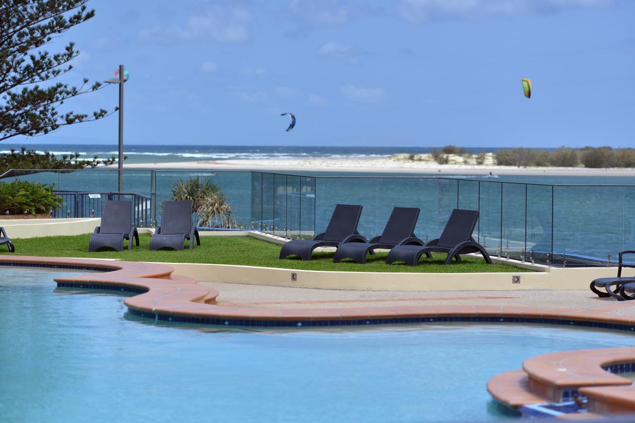 Aparthotel Breakfree Grand Pacific à Caloundra Extérieur photo